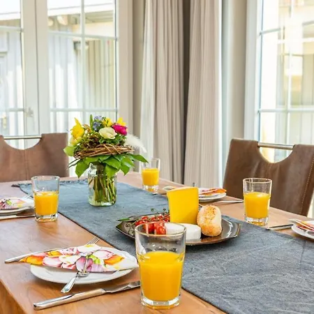 Mine Heimat Twee, Moderne Und Gut Ausgestattete Reet-doppelhaushaelfte Fuer 4 Personen In Holiday home *